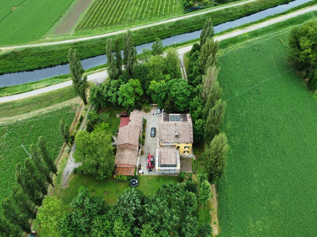 B&B Il Naviglio Di Antonelli Fabio 巴斯蒂利亚 外观 照片